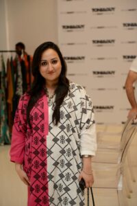 Mausummery Celebrates Summer by Honoring Pakistani Working Women