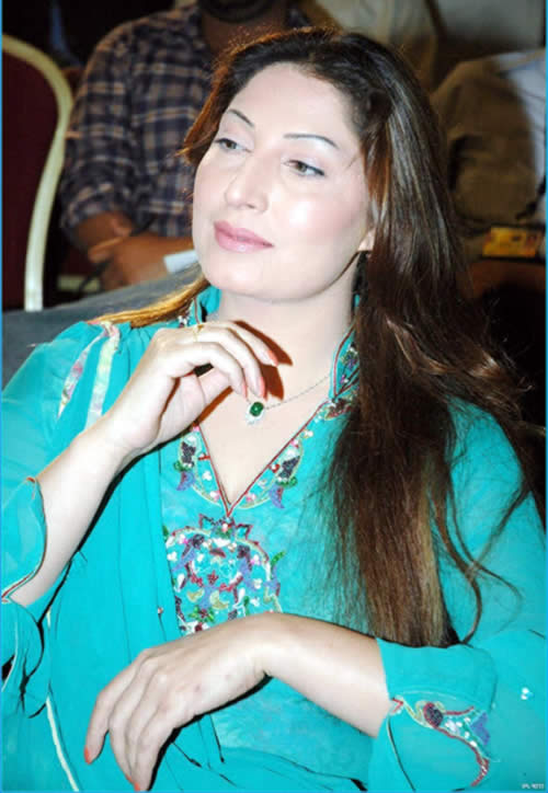 Saima Noor - The Aged Beauties in Pakistani Cinema
