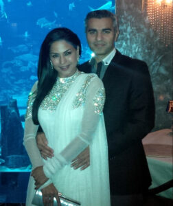 Veena Malik Getting Cosy With Billionaire Boyfriend Shaikh Umar Farukh Zahoor