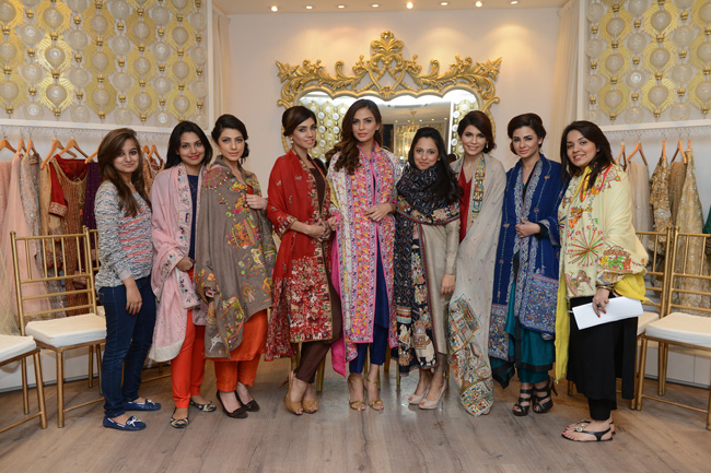 The Nida Azwer Team with all the models [F]
