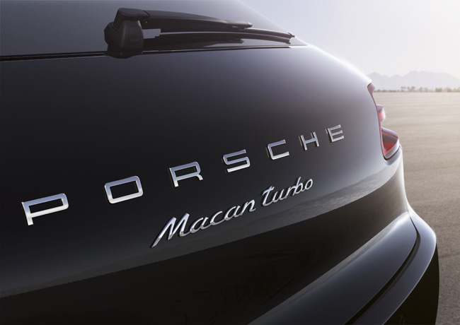 Porsche Macan - Back