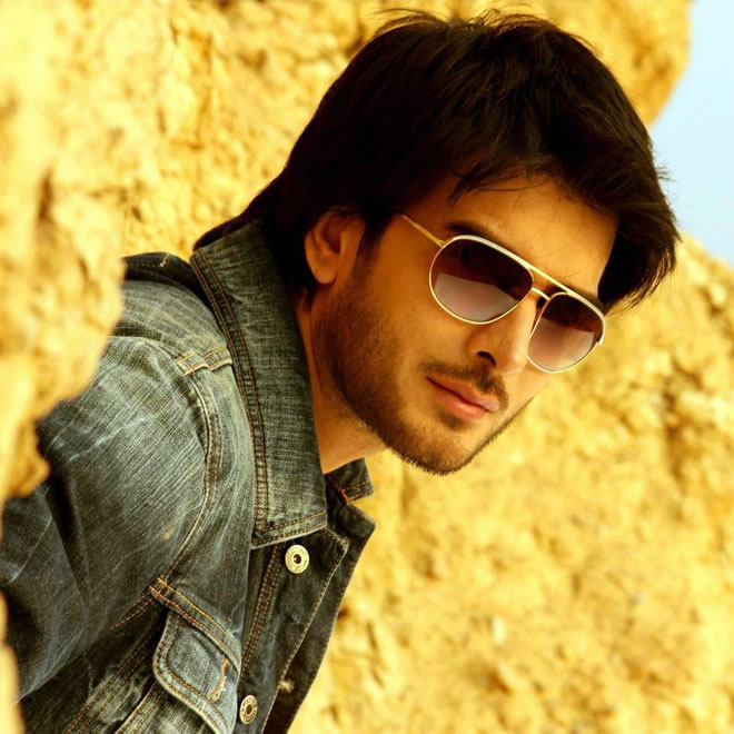 Imran Abbas Naqvi Style