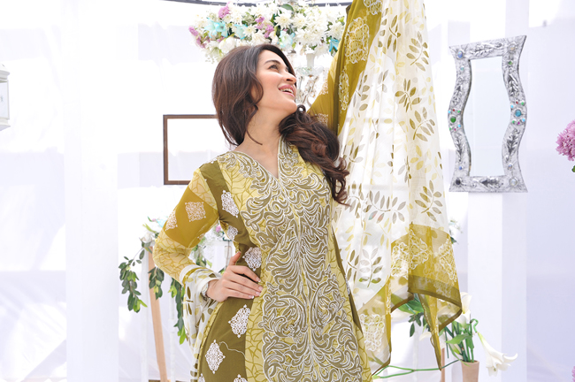 Nofil Siddiqui Debut Spring Summer Collection (1)