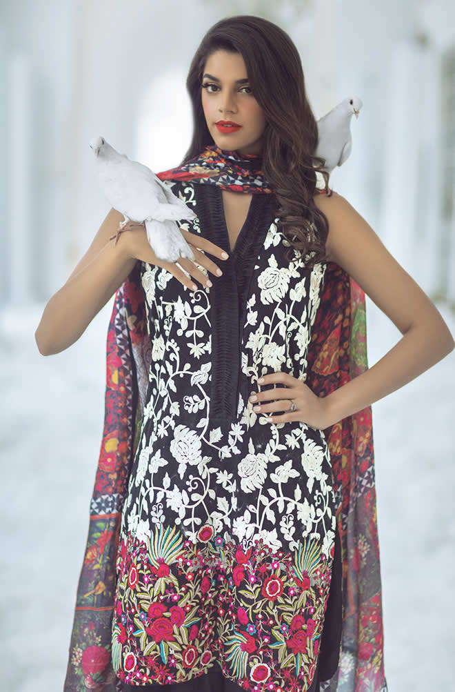 Sanam Saeed Lawn