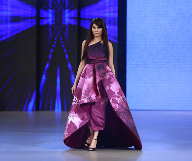 Sunsilk Fashion Week Sana safinaz