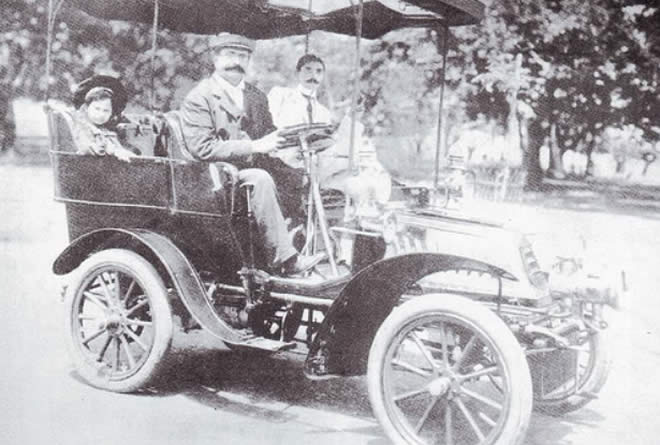 Mr Jinnah Car Ride with Parsi Friend
