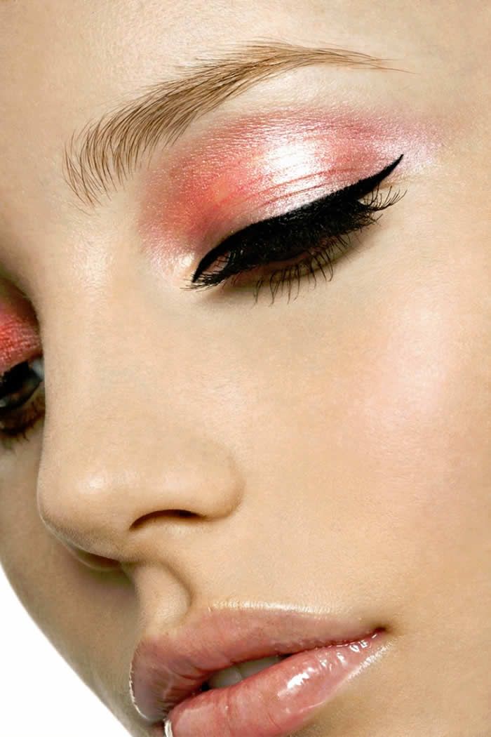 Eye Makeup Guide for Breathtaking Look