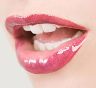 How Glosses Make Your Lips Hot