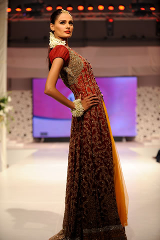 Pakistani Fashion Collection by HSY at Veet Celebration of Beauty 09
