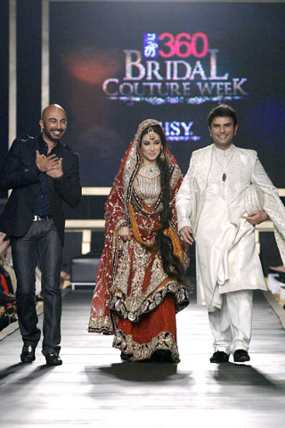 HSY Collection at Bridal Couture Week 2010