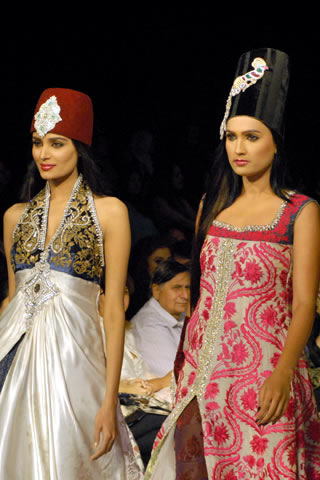 Nickie Ninaâ€™s Collection at PFDC Sunsilk Fashion Week Karachi 2010