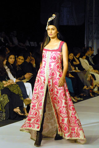 Nickie Nina's Collection at PFDC Sunsilk Fashion Week Karachi 2010