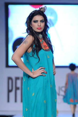 Zonia Anwaar at PFDC Sunsilk Fashion Week 2012