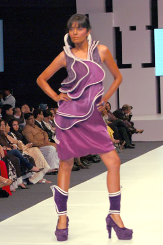 Zonia Anwaar - PFDC Sunsilk Fashion Week S/S 2012 Day 1 - Act 1