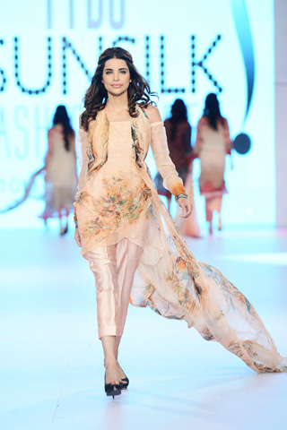 Five Star Textile 2014 PFDC Summer Collection