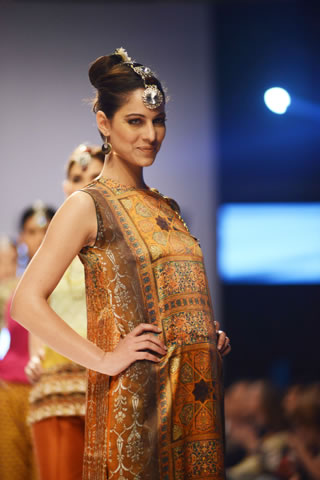Gul Ahmed Lamis Digital Silk Spring 2014 FPW Collection