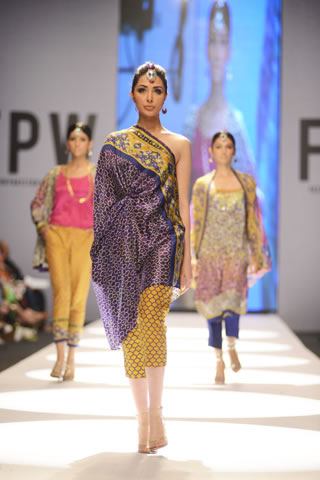 FPW Gul Ahmed Lamis Digital Silk Spring Collection