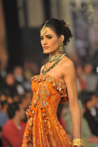 Latest HSY PBCW 2013 Collection