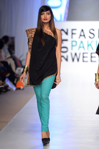 Sonya Battla Collection at FPW 2012 Day 1