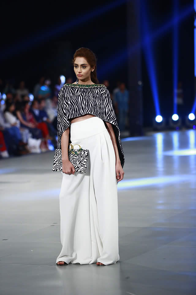 2016 PSFW Mahgul New Collection Pictures