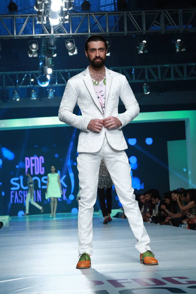PFDC Sunsilk Fashion Week 2015 Arsalan Iqbal Formal Dresses Pics