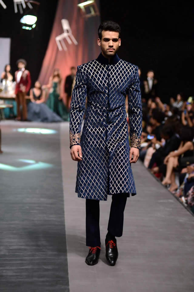 Lakme Fashion Week WF 2015 Manish Malhotra Formal Collection Pictures