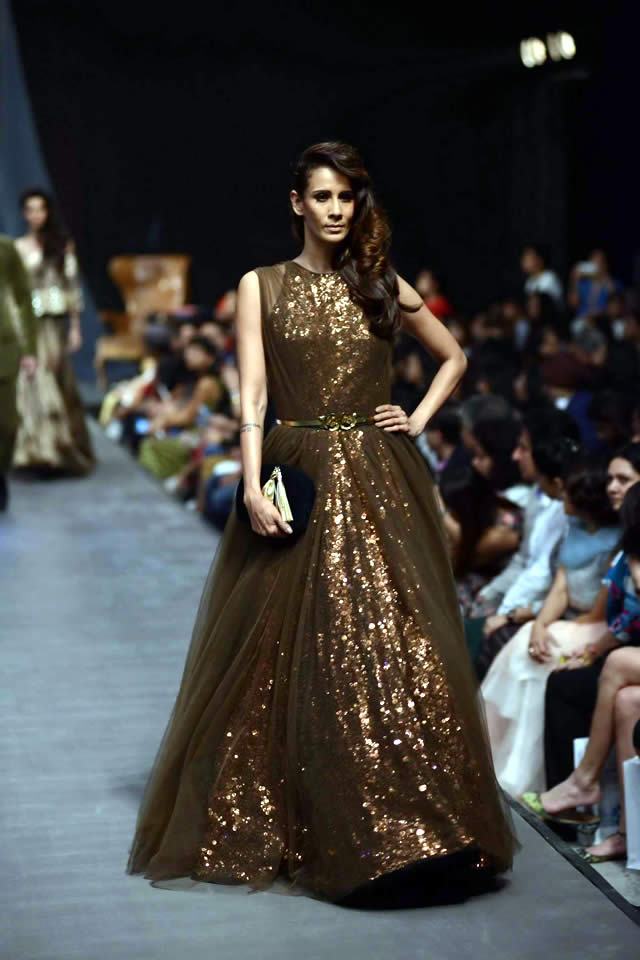 2015 Lakme Fashion Week WF Manish Malhotra Dresses Gallery