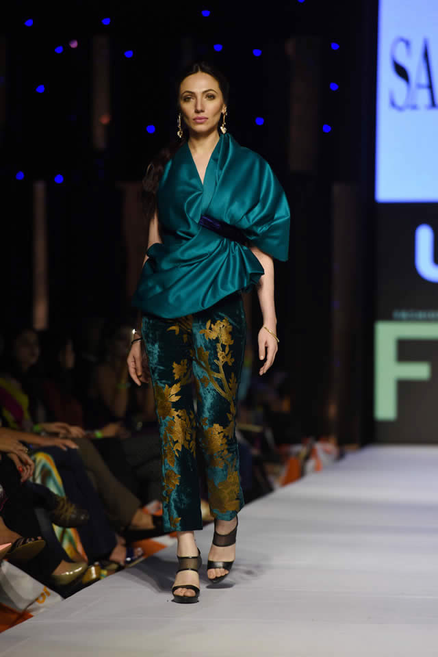 Fashion Pakistan Week 2015 Sana Safinaz Dresses Gallery