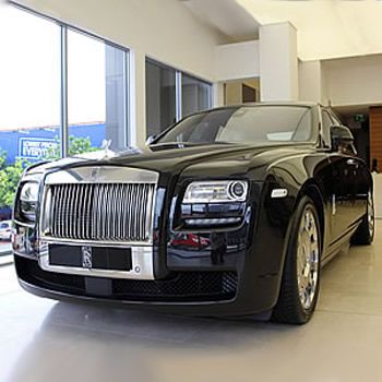 Rolls-Royce Ghost Art Deco Australia Exclusive is the Most Expensive Ghost Down Under