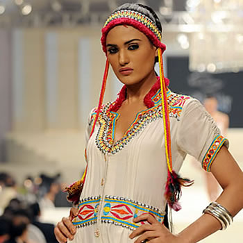 Nadia Ali - Pakistani Fashion Model