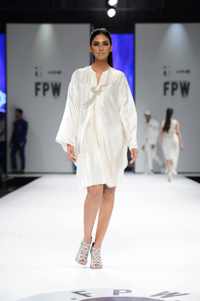 2017 FPW Deepak Perwani Latest Dresses Picture Gallery