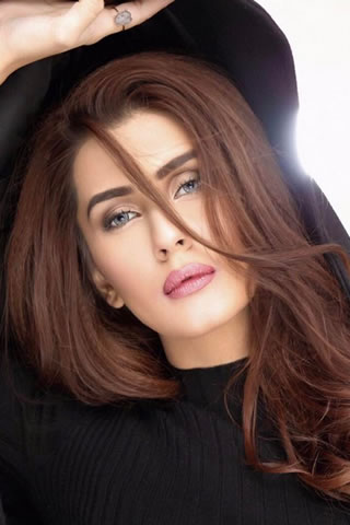 Fashion Model Kubra Khan Gallery