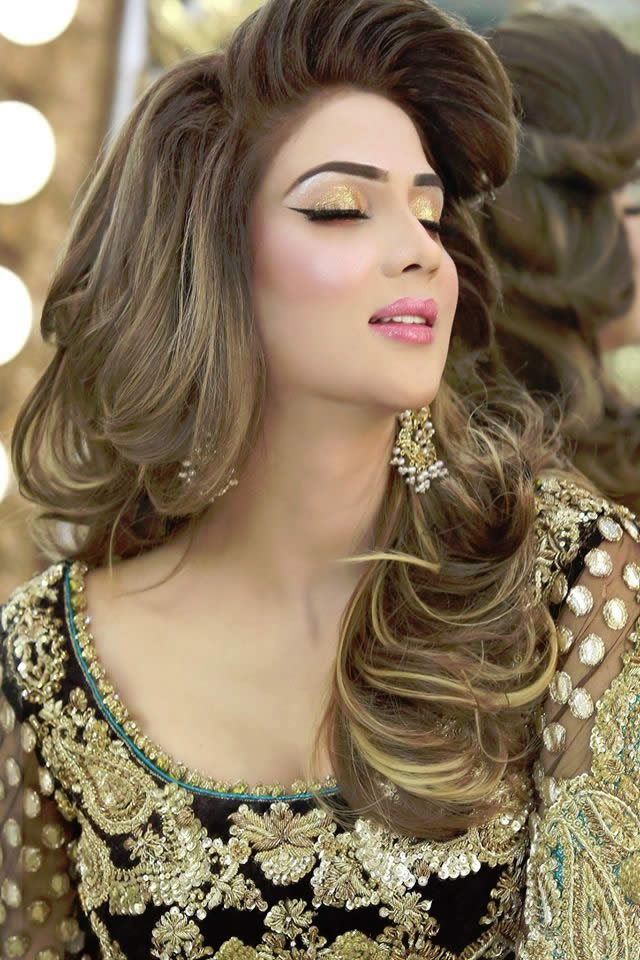 Latest Shoot Of Gorgeous Fiza Ali