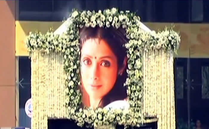 Actress' funeral cortege