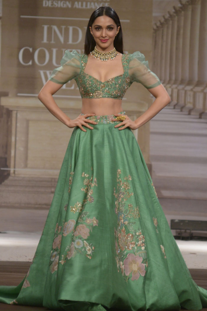 Kiara Advani Ramp Walk at India Couture Fashion Week