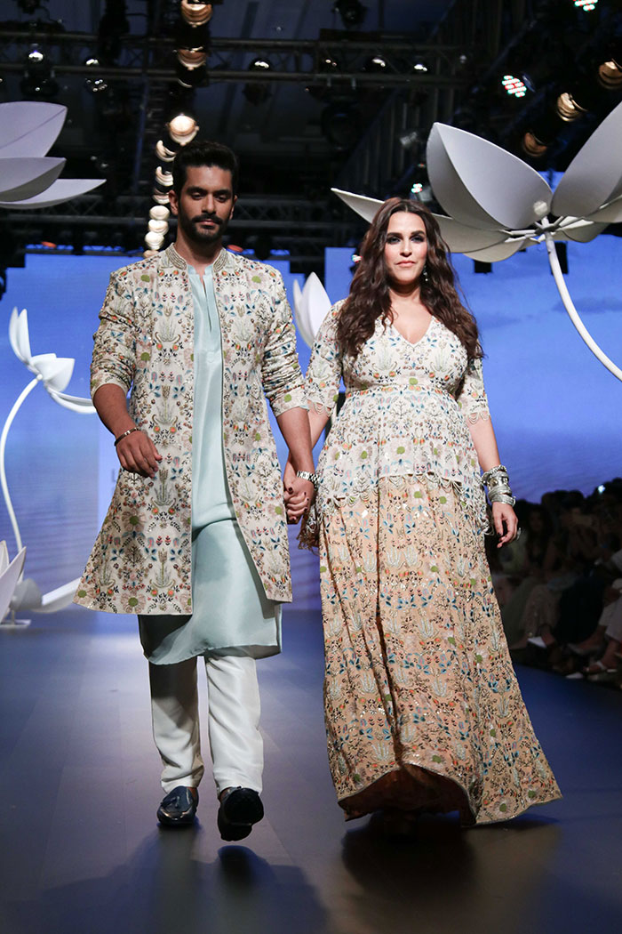 7 Actresses Who Walked The Ramp In Their Pregnancy And Flaunted Their Baby Bump In Style