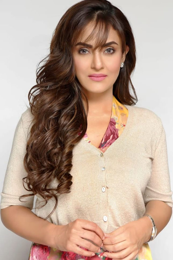 Nadia Khan